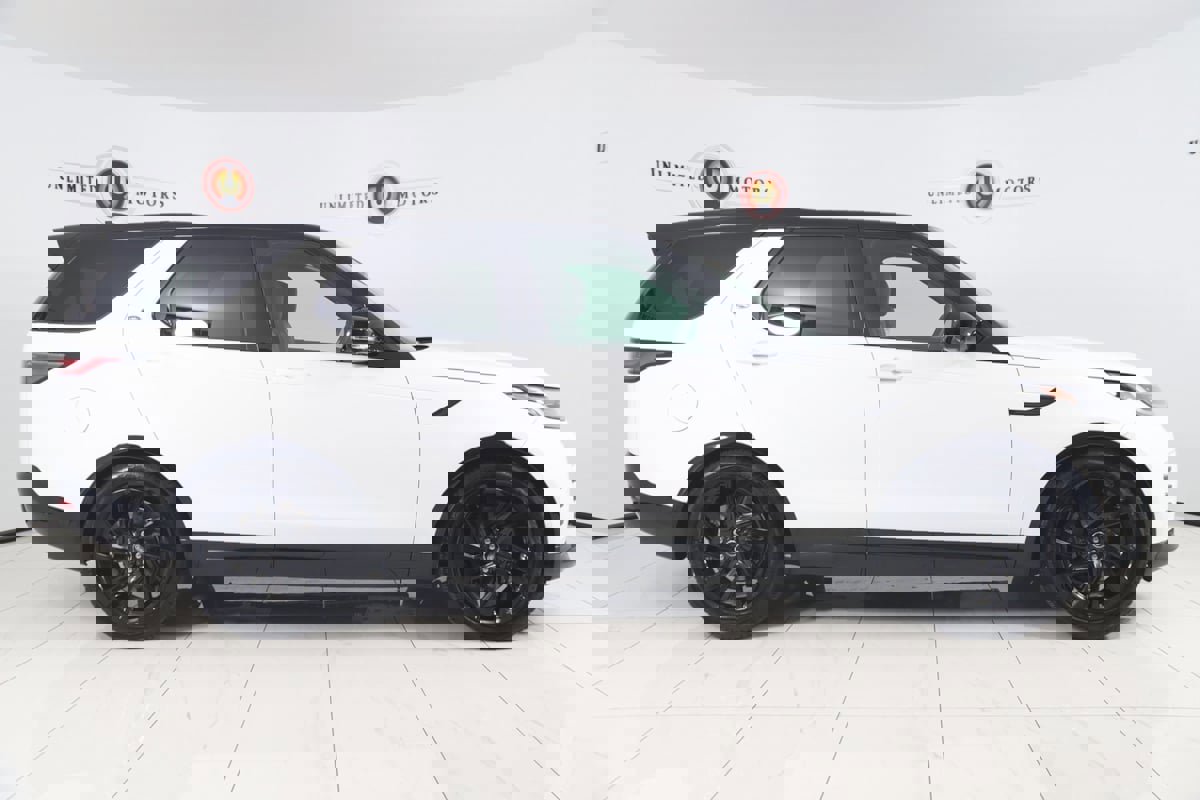 Used 2023 Land Rover Discovery S R-Dynamic image 2