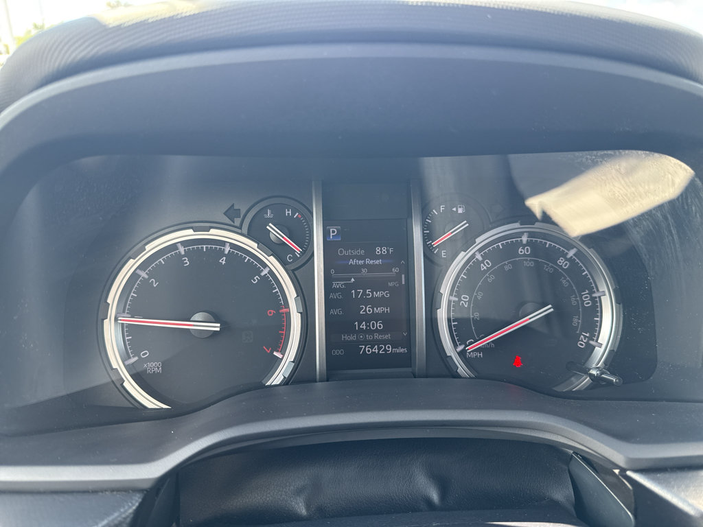 Used 2022 Toyota 4Runner Limited AWD/4WD image 16