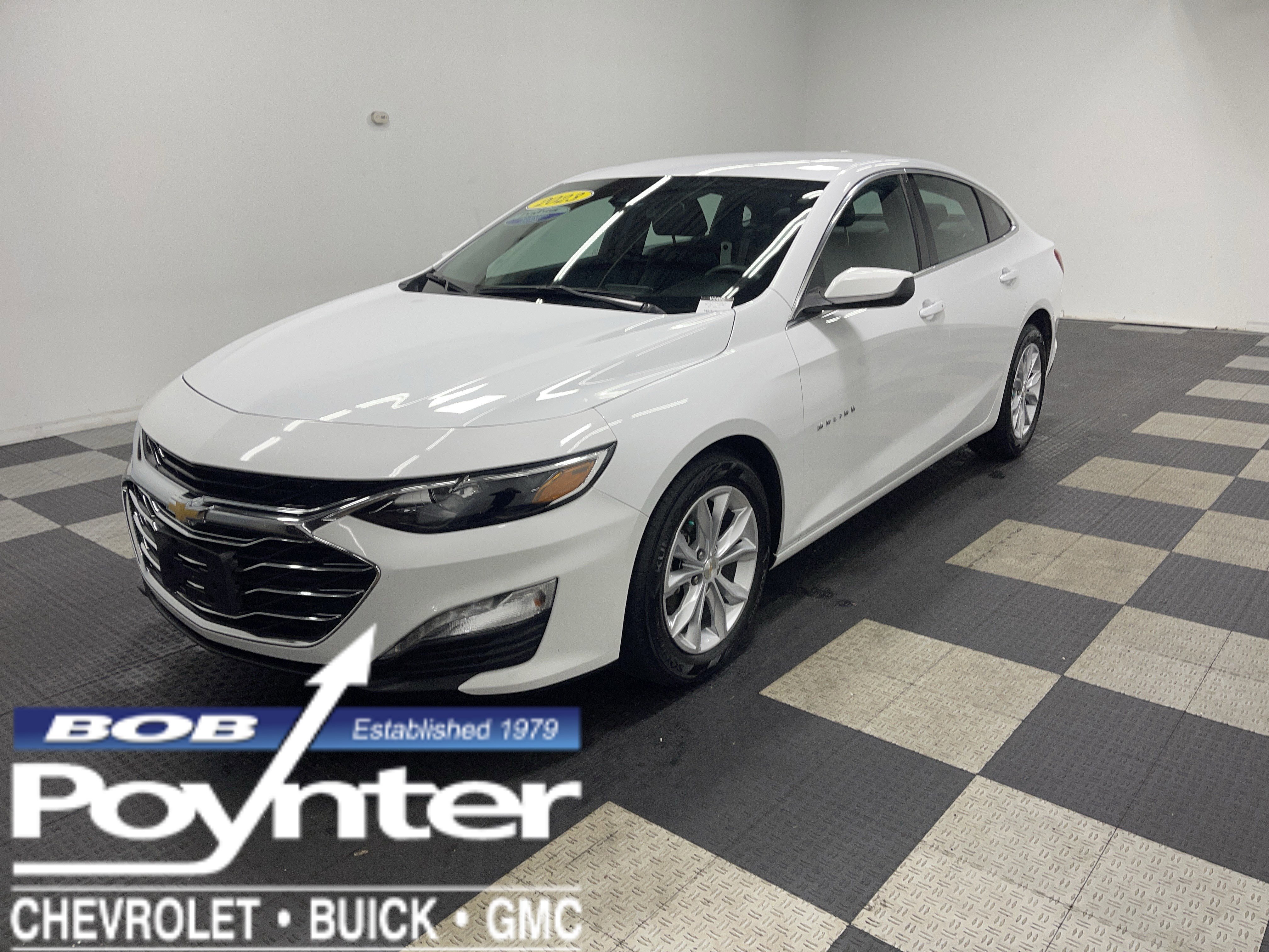 Used 2023 Chevrolet Malibu LT image 1