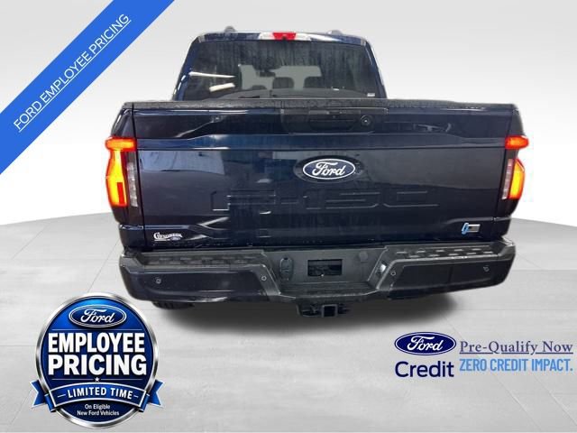 New 2025 Ford F150 Lightning Flash AWD/4WD image 4