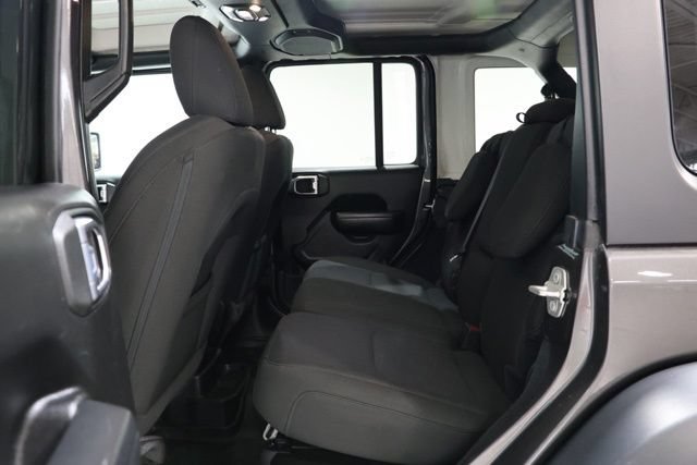 Used 2023 Jeep Wrangler Unlimited w/ Cold Weather Group AWD/4WD image 38