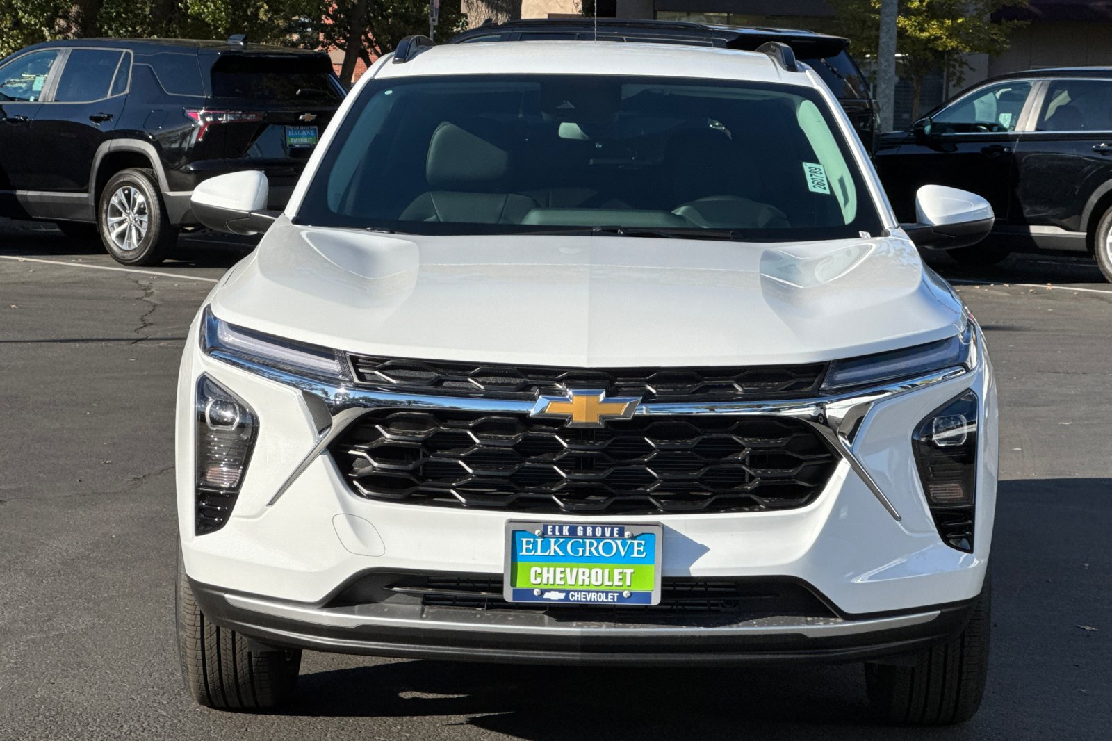 New 2026 Chevrolet Trax LT w/ LT Convenience Package FWD image 8