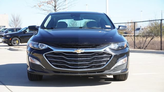 Used 2024 Chevrolet Malibu LT FWD image 2
