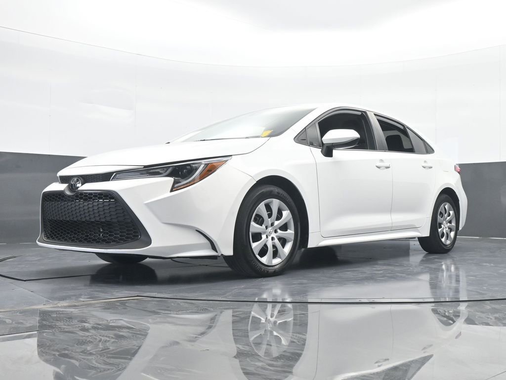 Used 2022 Toyota Corolla LE image 51
