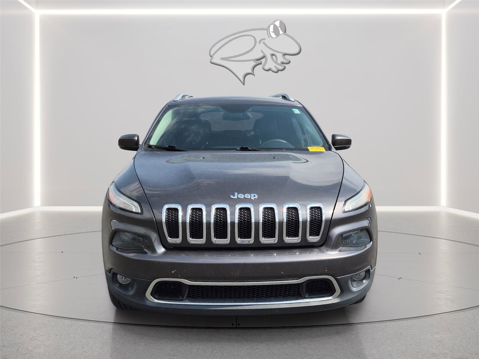 Used 2016 Jeep Cherokee Limited AWD/4WD image 2