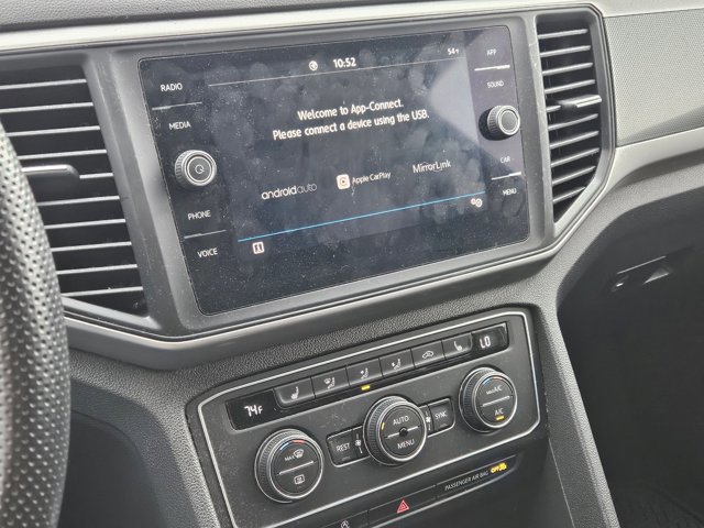 Used 2021 Volkswagen Atlas SE image 11