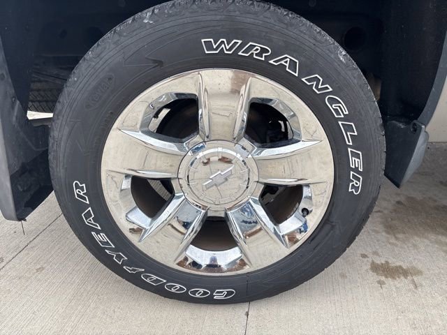 Used 2017 Chevrolet Silverado 1500 LTZ Z71 w/ LTZ Plus Package image 14