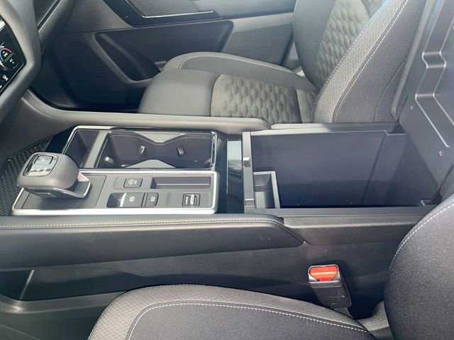 Certified 2024 Nissan Pathfinder SV w/ SV Premium Package image 28