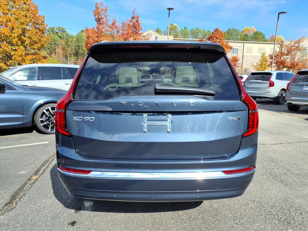 New 2026 Volvo XC90 B6 Ultra w/ Protection Package AWD/4WD image 4