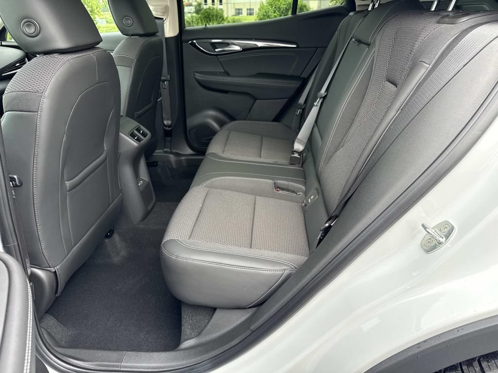 Used 2022 Buick Envision Preferred FWD image 23