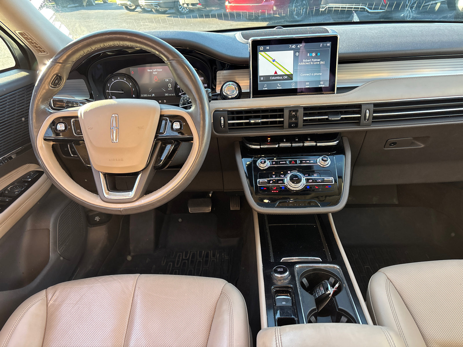 Used 2022 Lincoln Corsair AWD w/ Premium Package image 27