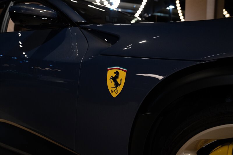 Used 2025 Ferrari Purosangue AWD/4WD image 31