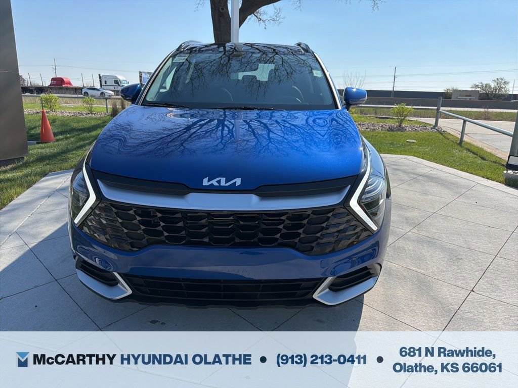 Used 2025 Kia Sportage EX w/ Premium Package FWD image 11