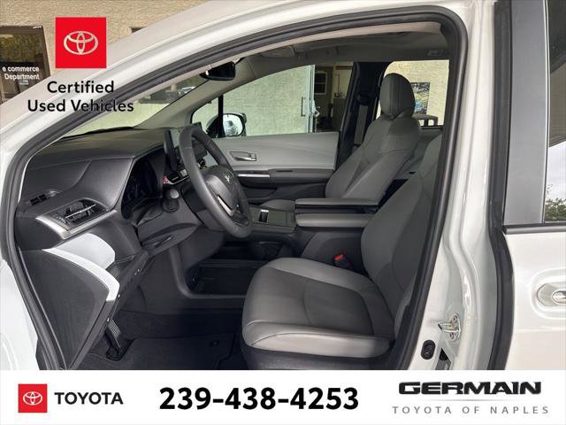 Certified 2025 Toyota Sienna XLE image 14