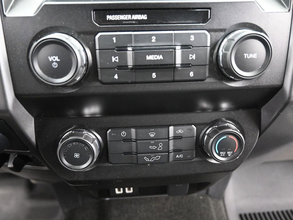 Used 2019 Ford F150 XLT w/ XTR Package image 37