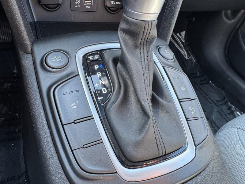 Used 2019 Hyundai Kona Limited image 19