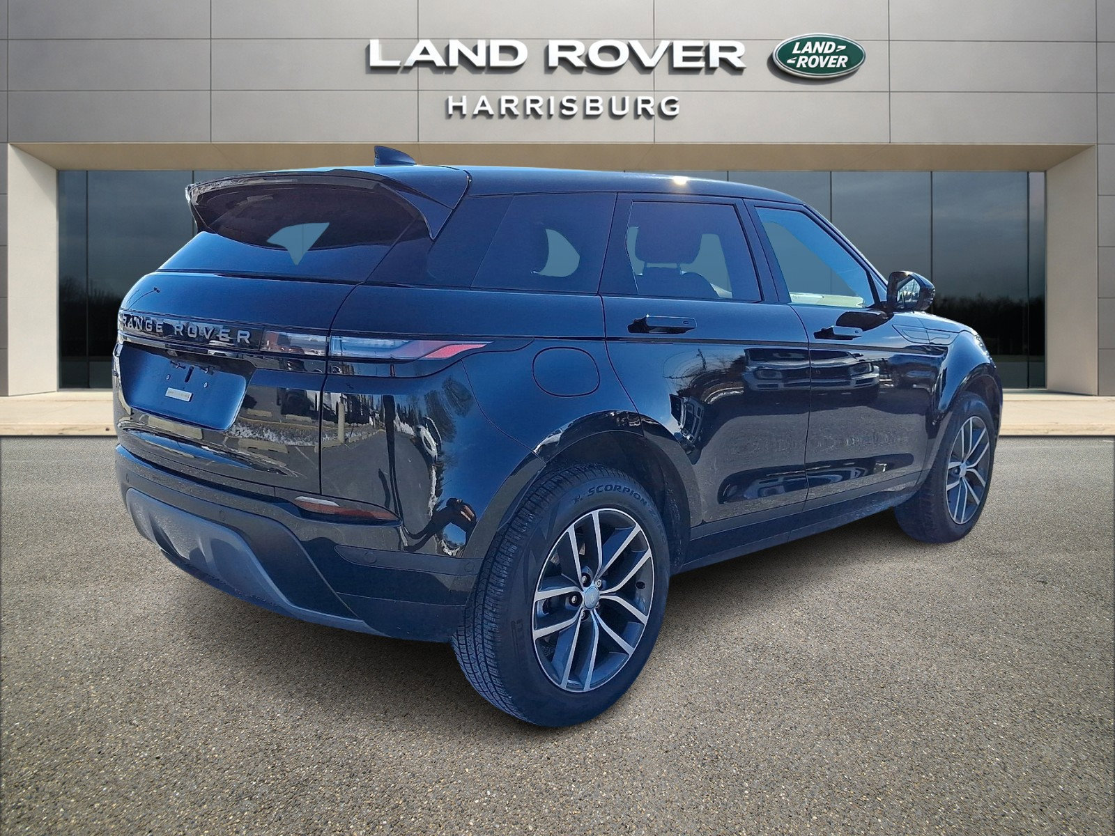 Used 2026 Land Rover Range Rover Evoque S image 4