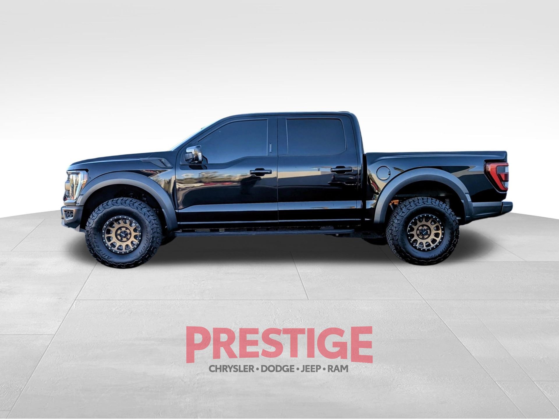 Used 2023 Ford F150 Raptor w/ Raptor Carbon Fiber Package image 12
