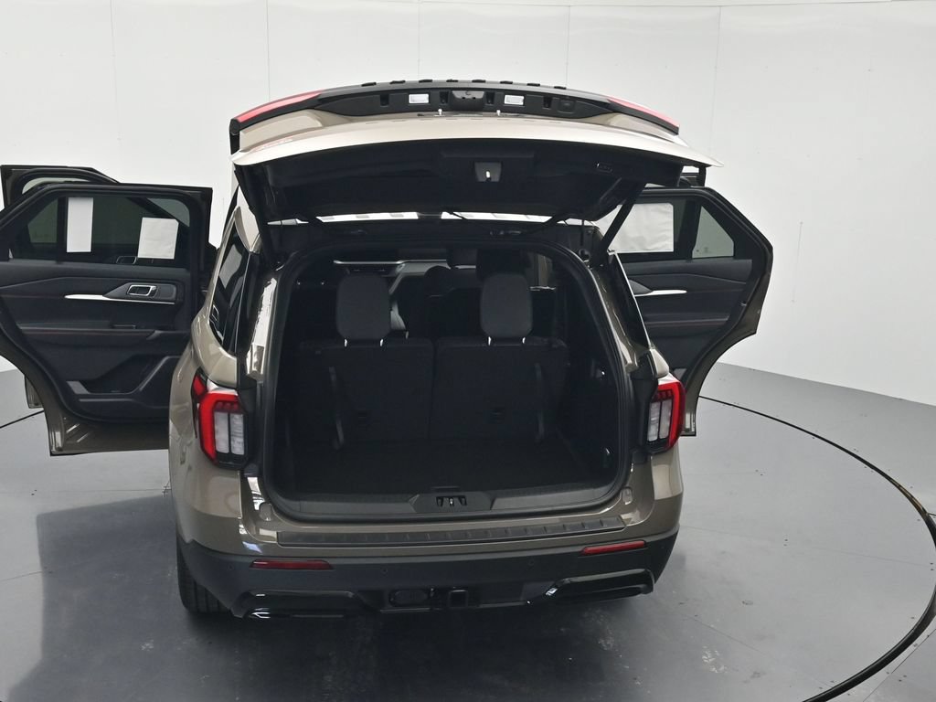 New 2027 Ford Explorer ST-Line w/ ST-Line Street Pack RWD image 47