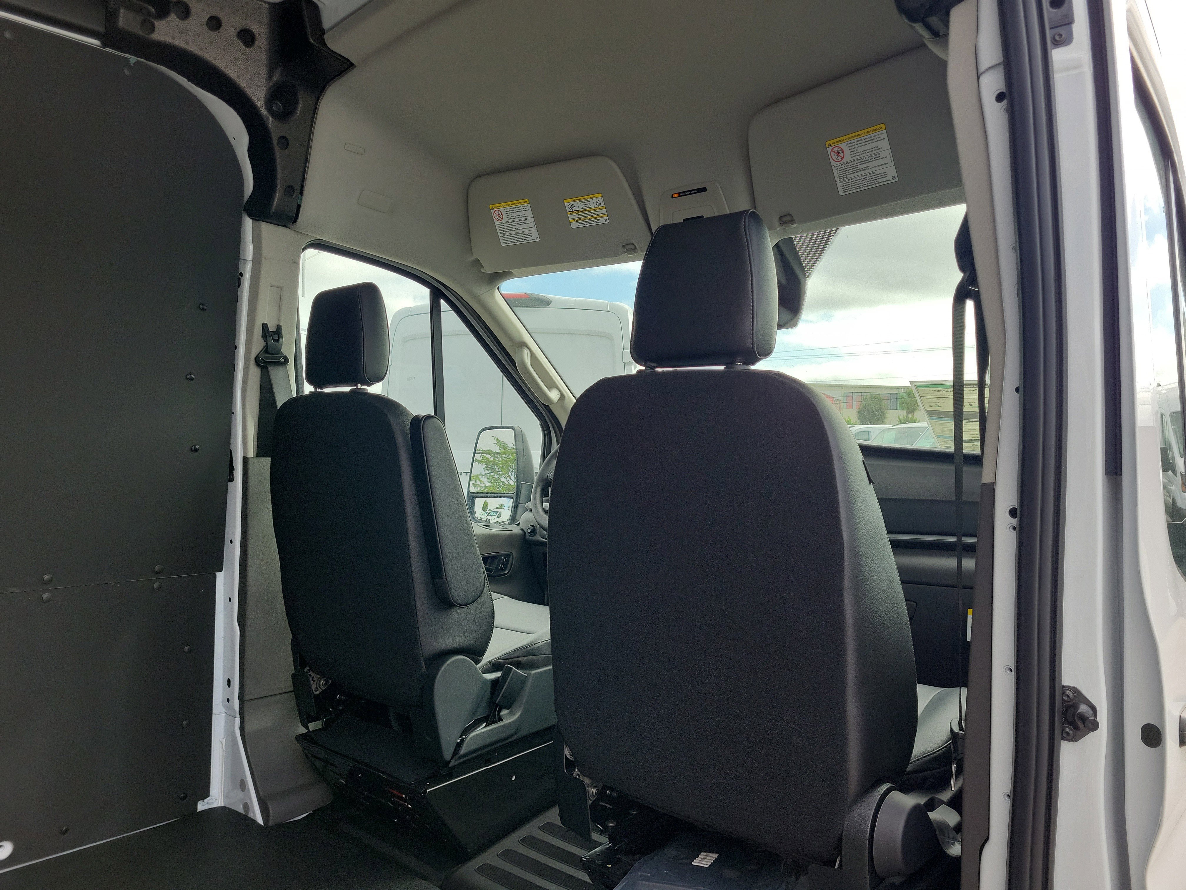 New 2026 Ford Transit 250 148 Medium Roof w/ Load Area Protection Package image 12