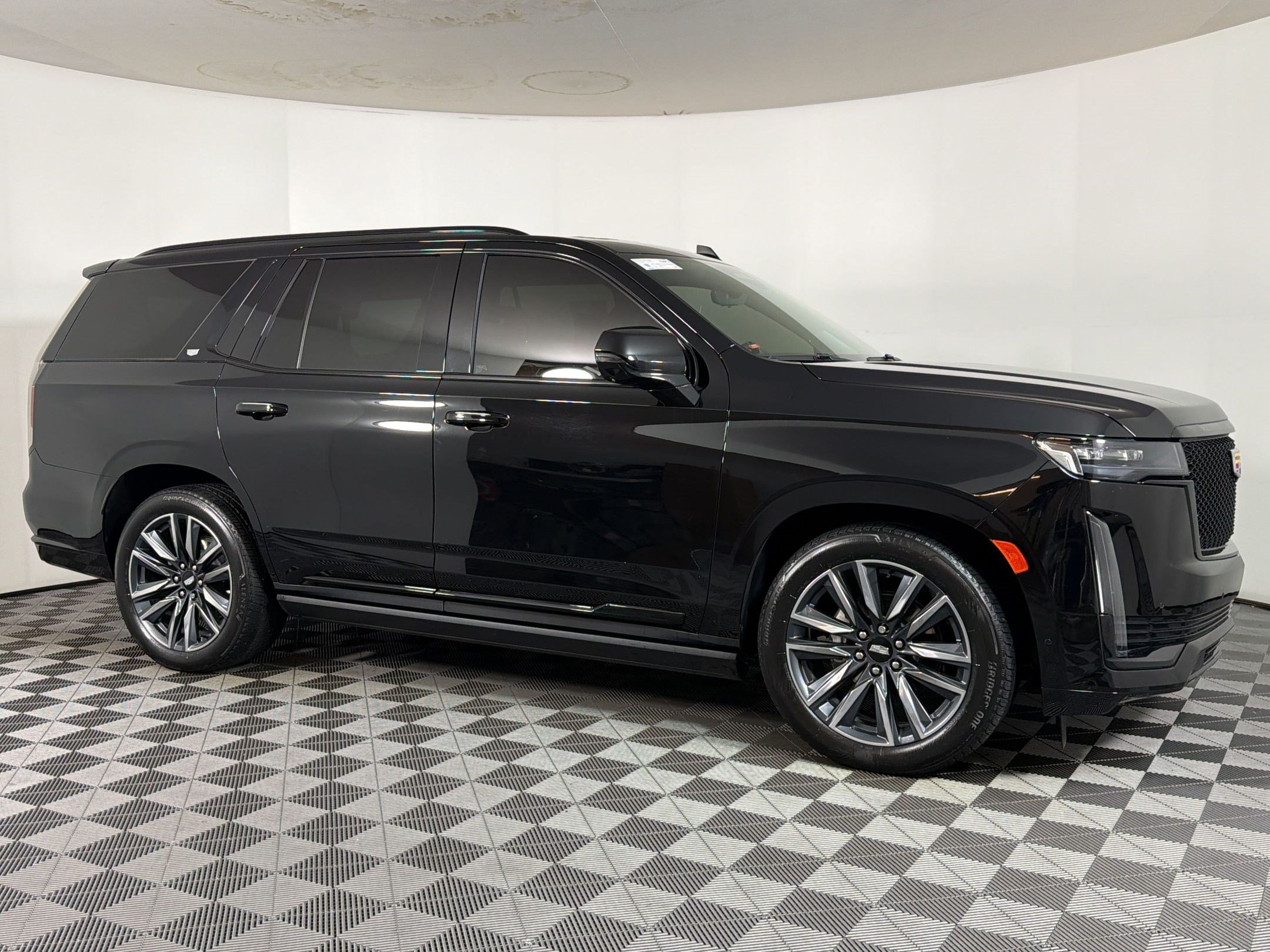 Used 2023 Cadillac Escalade Sport w/ Touring Package RWD image 5