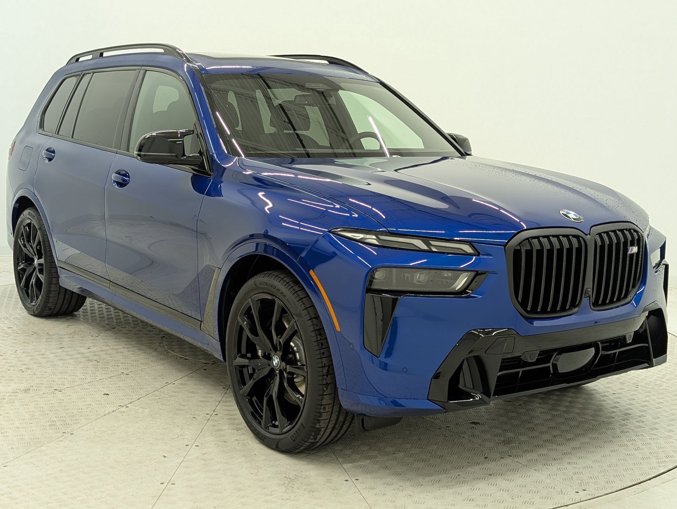 New 2026 BMW X7 M60i image 7