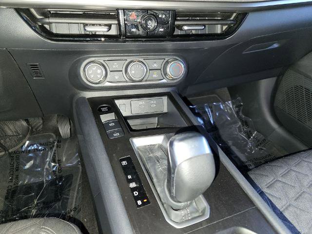 Certified 2025 Nissan Kicks SV image 20