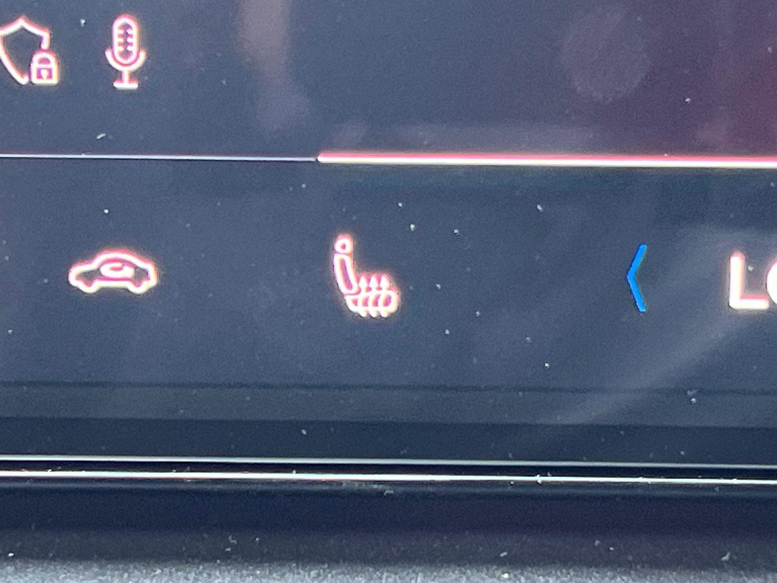 New 2025 Audi SQ6 e-tron Prestige image 24