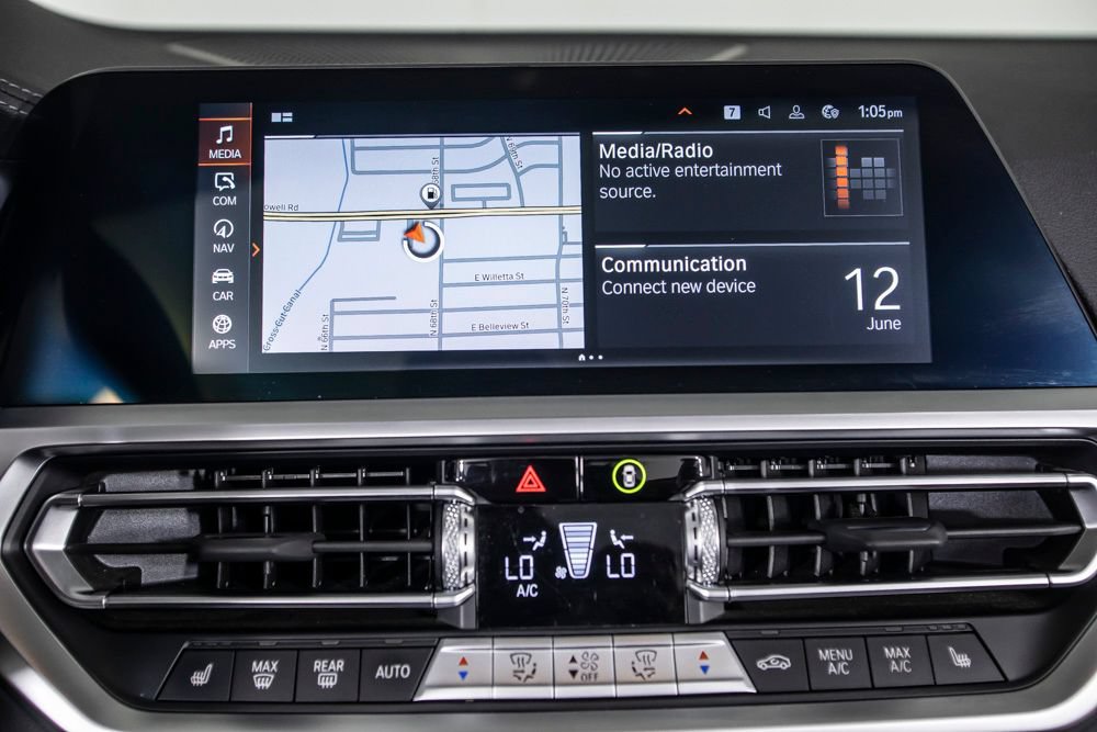 Used 2022 BMW M440i Convertible RWD image 27