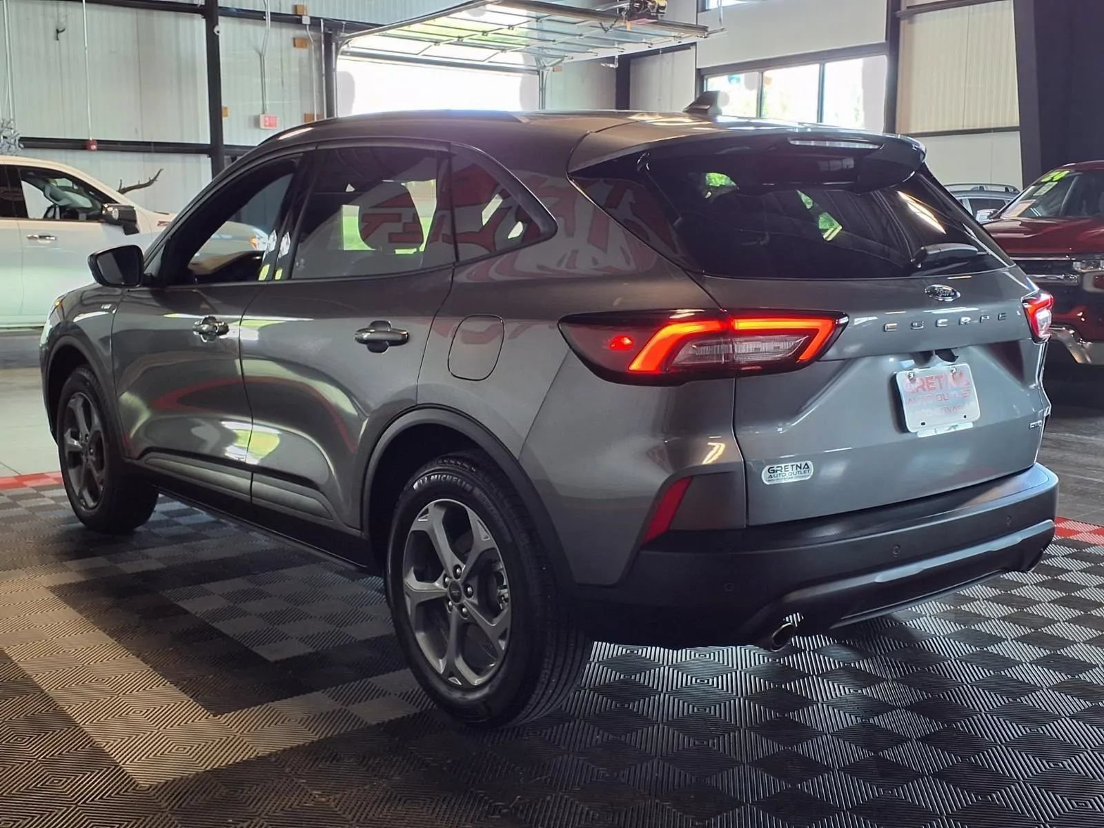Used 2026 Ford Escape ST-Line w/ Tech Pack #1 AWD/4WD image 4