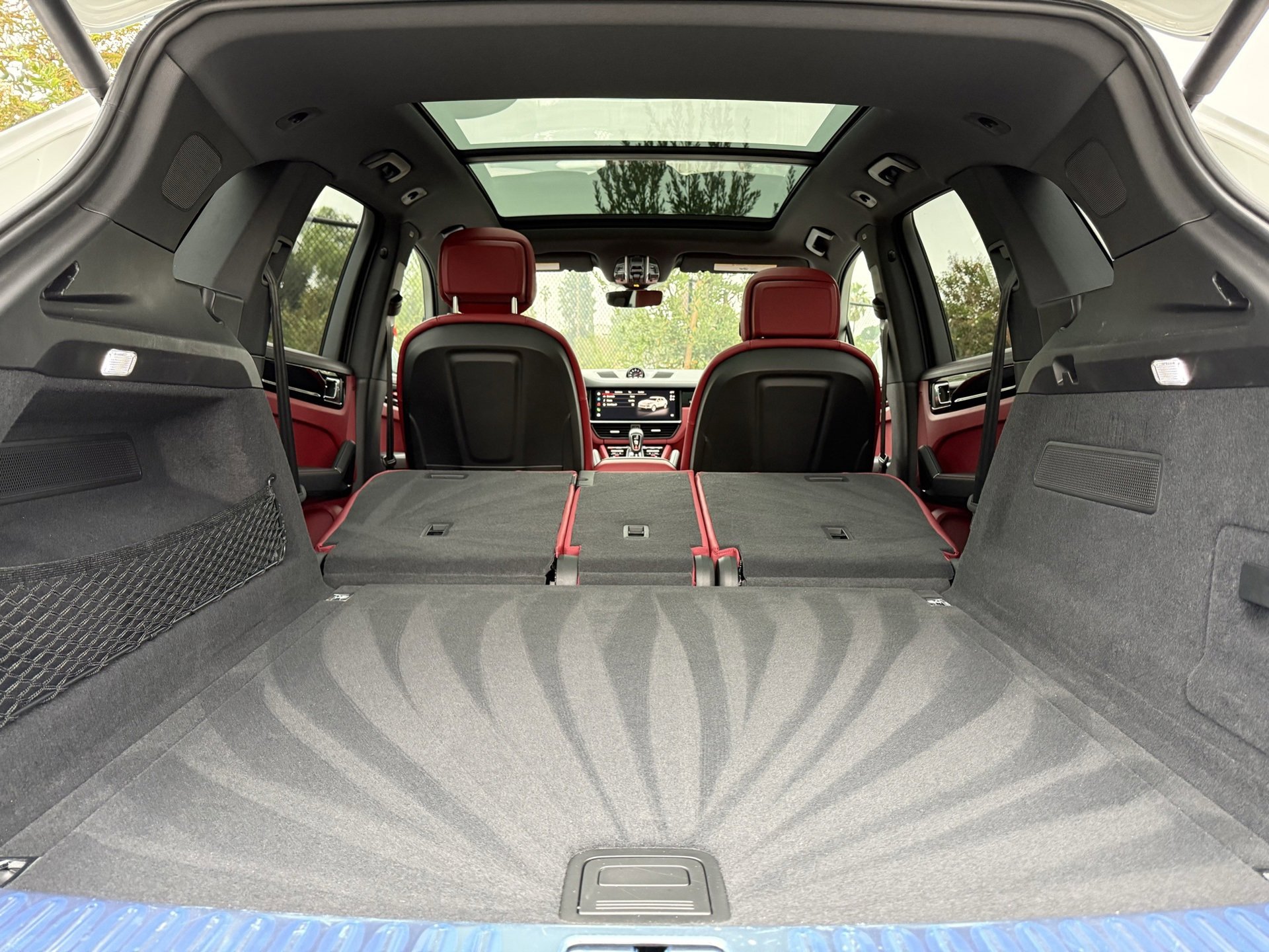 Used 2023 Porsche Cayenne image 35