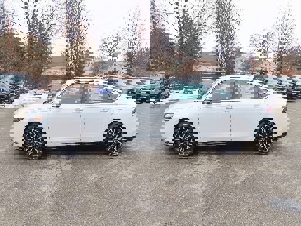 New 2026 Honda Accord Touring image 3