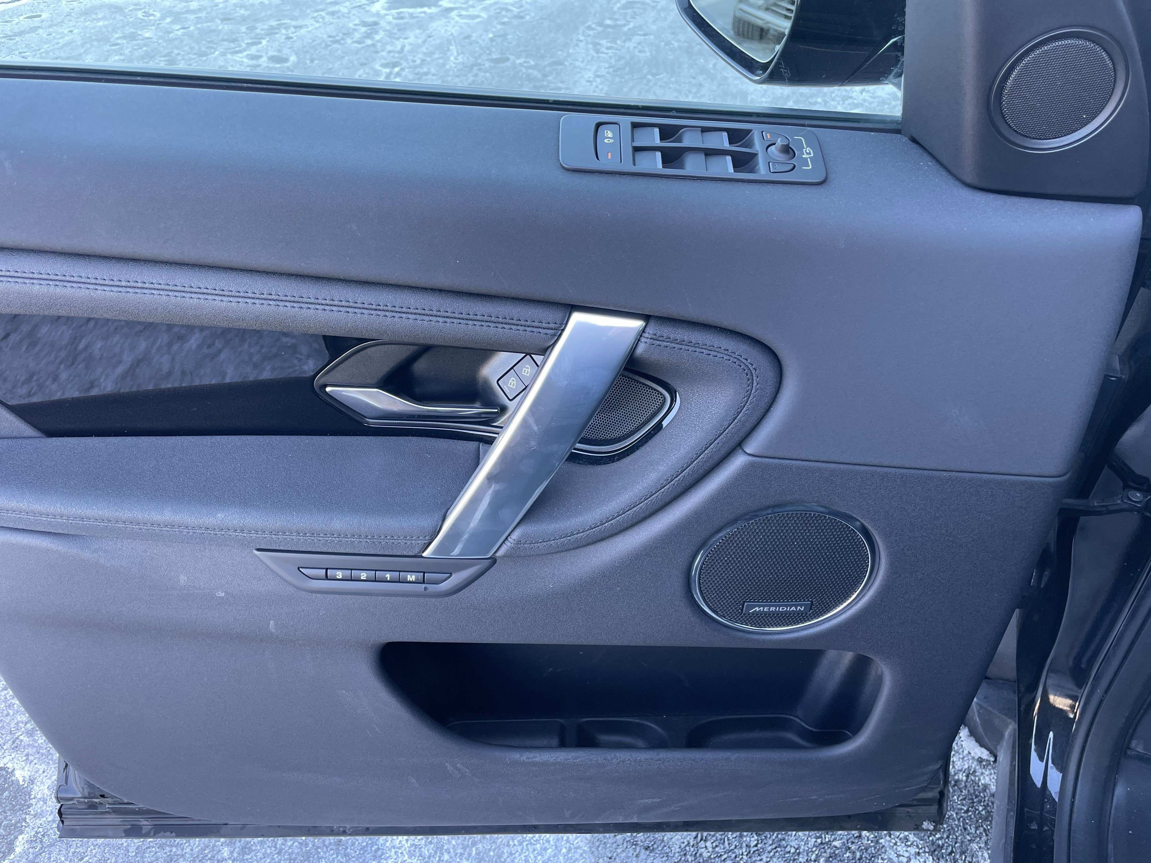 Certified 2024 Land Rover Discovery Sport S image 12