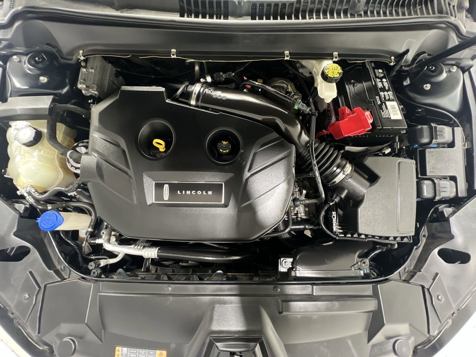 Used 2020 Lincoln MKZ AWD image 24