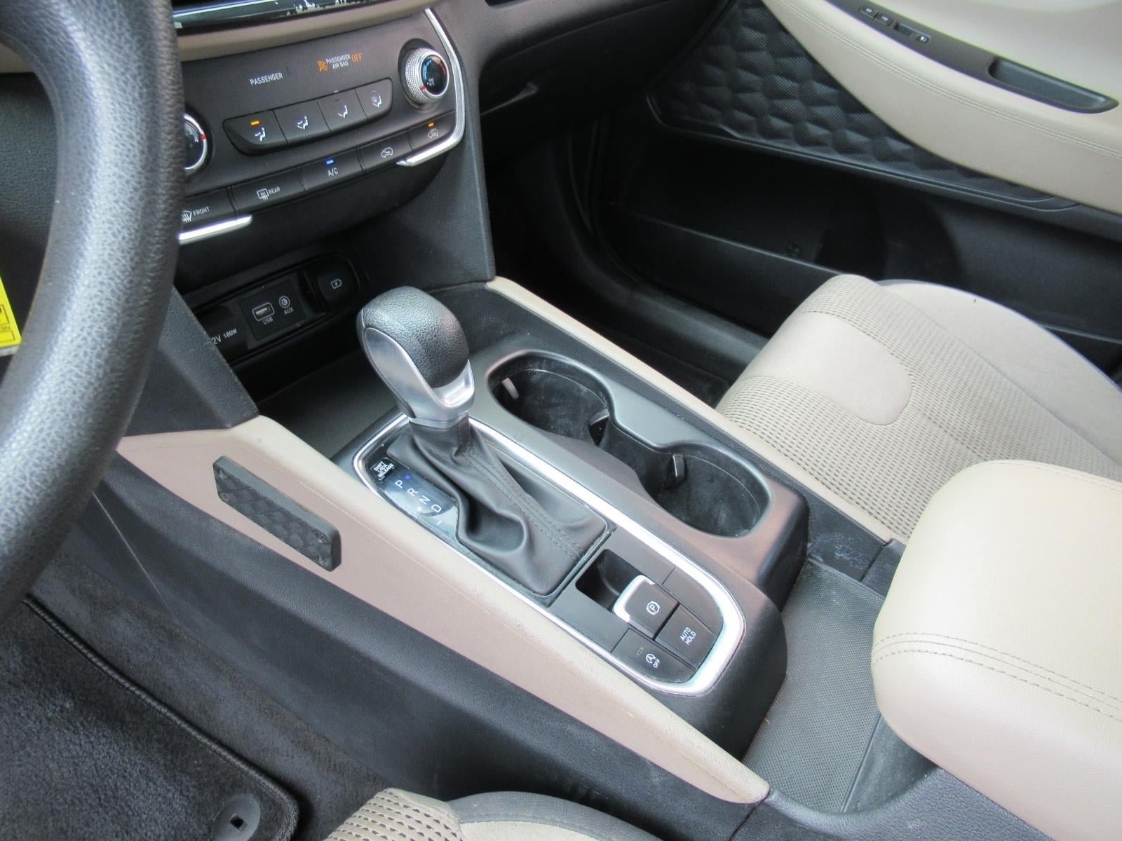 Used 2019 Hyundai Santa Fe SE FWD image 15