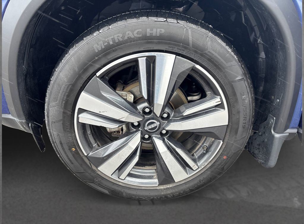 Used 2023 Nissan Rogue SL w/ SL Premium Package image 12