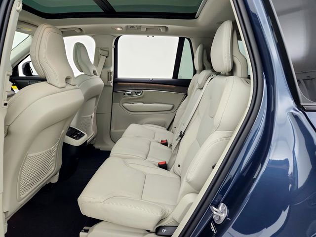New 2026 Volvo XC90 B6 Ultra w/ Protection Package image 24