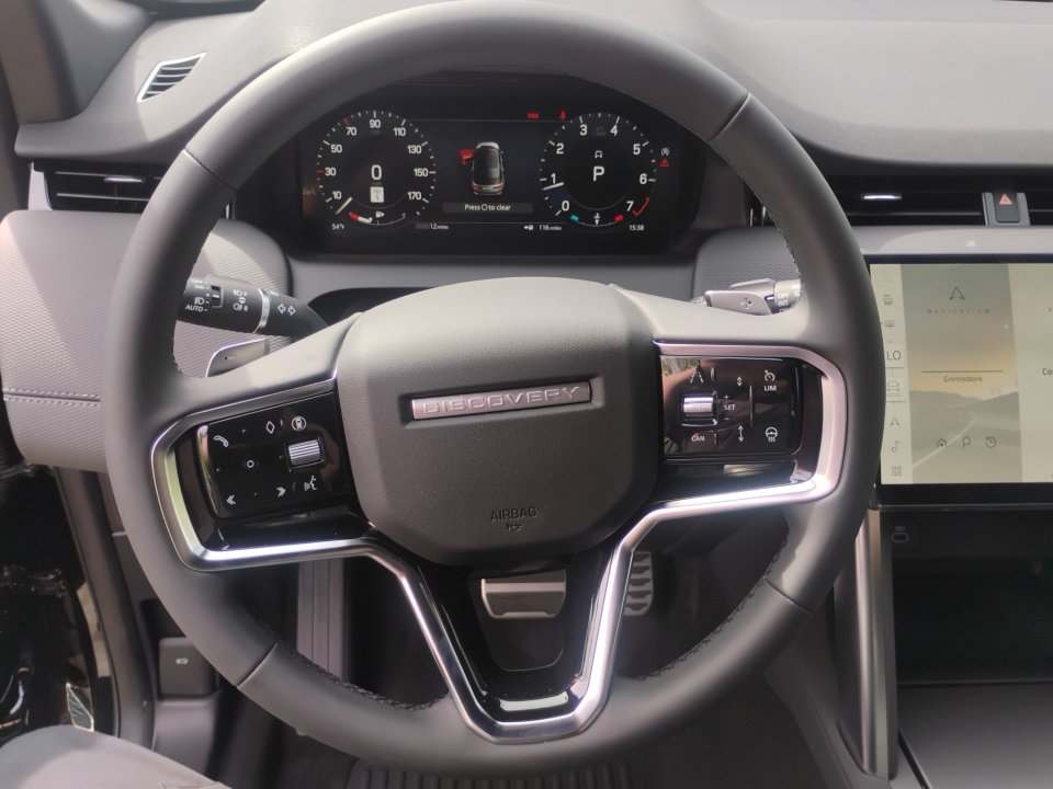 New 2026 Land Rover Discovery Sport Landmark AWD/4WD image 10