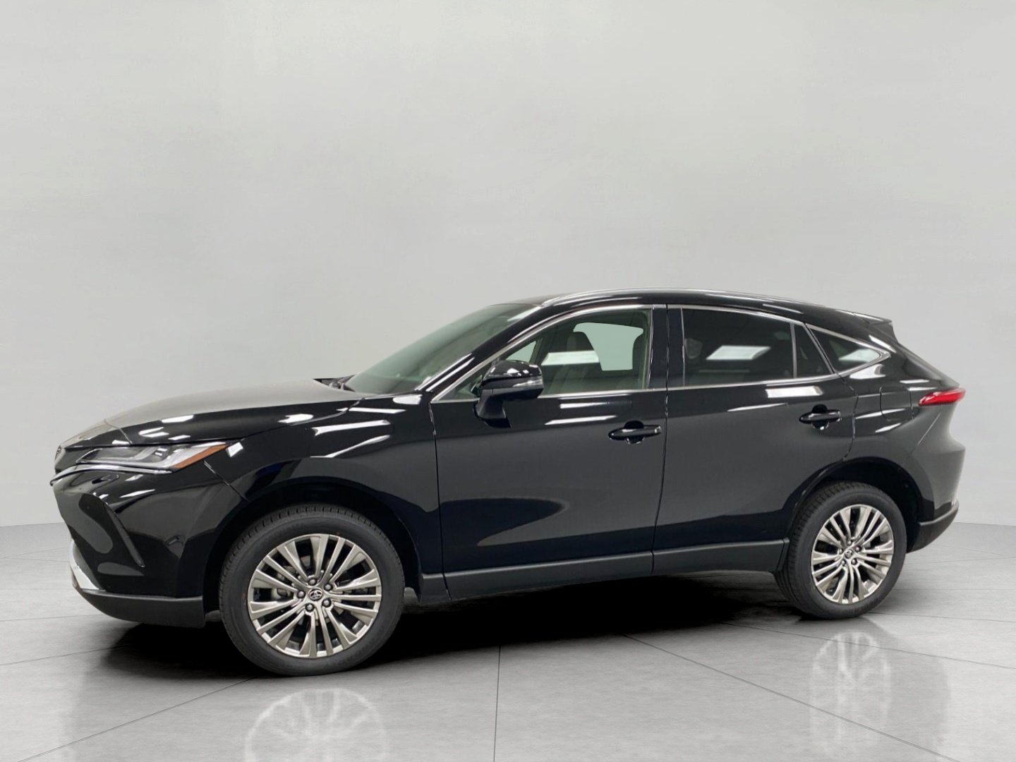 Used 2022 Toyota Venza XLE AWD/4WD image 10