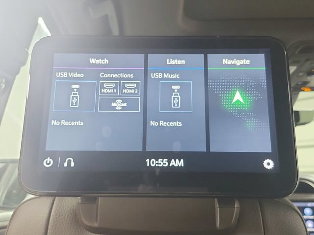 Used 2021 GMC Yukon XL Denali w/ Advanced Technology Package AWD/4WD image 47