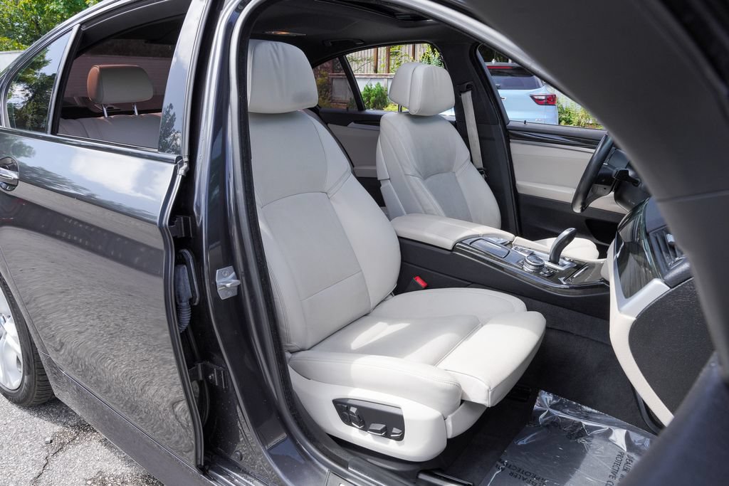 Used 2014 BMW 528i Sedan RWD image 37