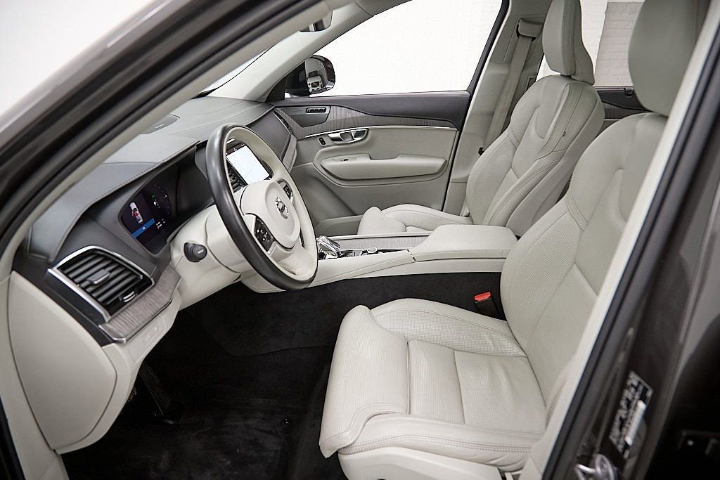 Certified 2023 Volvo XC90 T8 Ultimate image 19