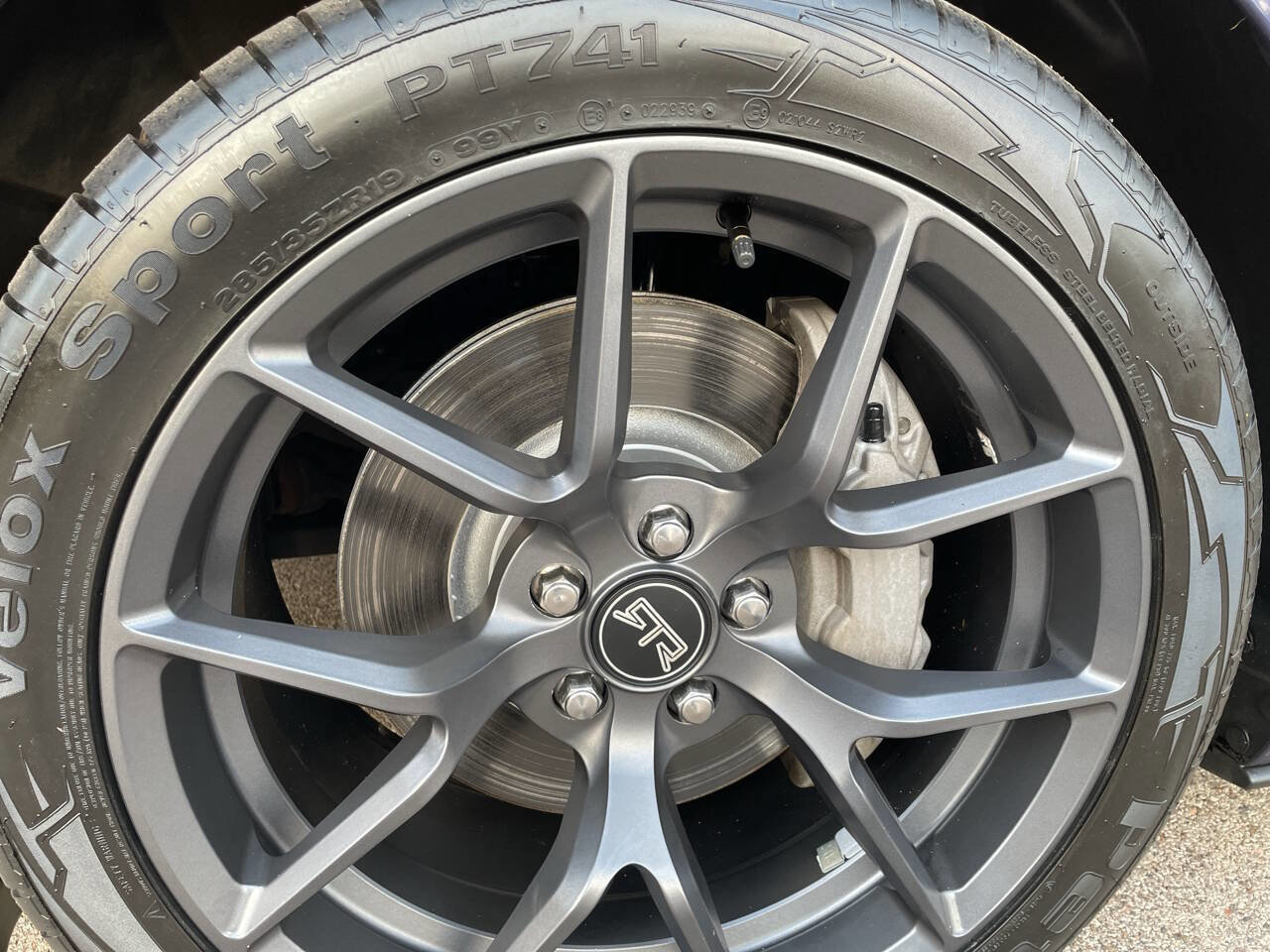 Used 2018 Ford Mustang GT Premium w/ Black Accent Package image 22