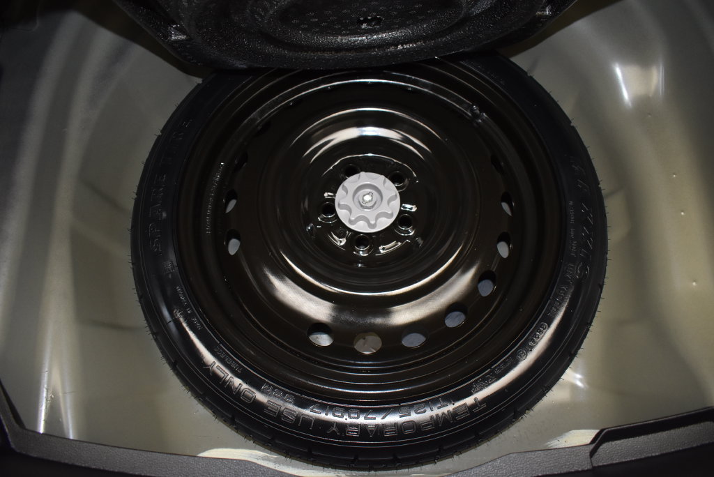 Used 2025 Toyota Corolla SE FWD image 35