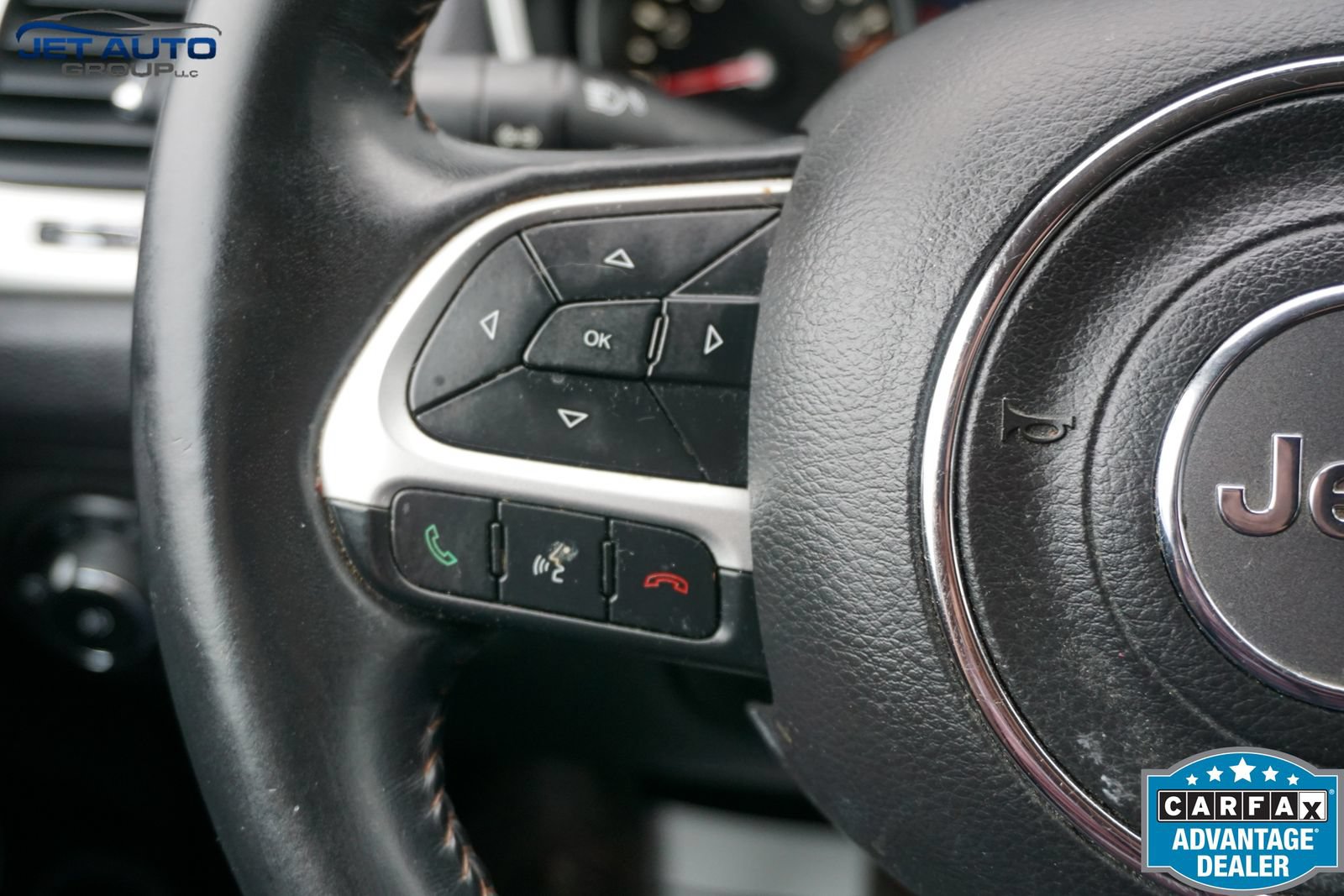 Used 2018 Jeep Compass Latitude w/ Popular Equipment Group AWD/4WD image 40