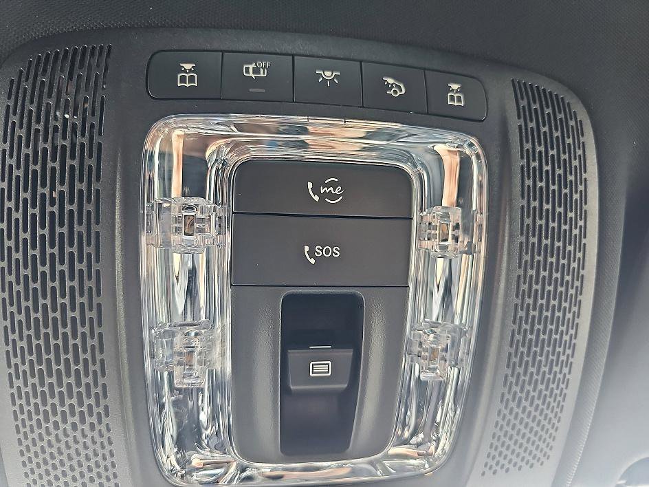 Used 2023 Mercedes-Benz CLA 250 4MATIC image 27