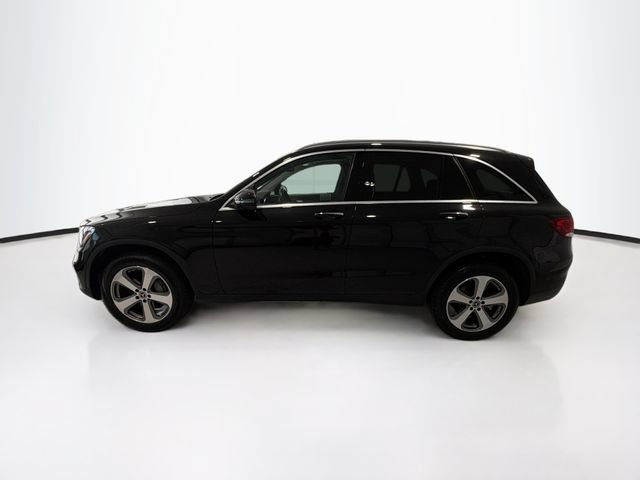 Used 2022 Mercedes-Benz GLC 300 4MATIC image 4