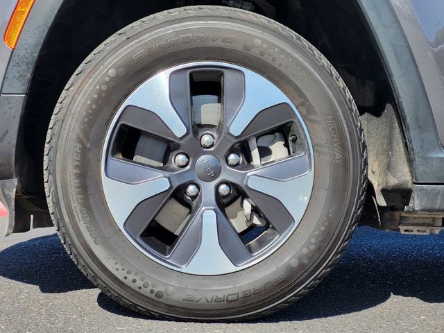 Used 2024 Jeep Grand Cherokee Limited 4xe AWD/4WD image 11