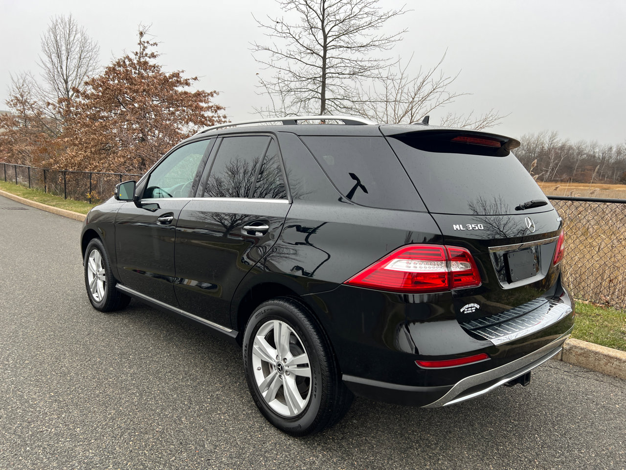 Used 2013 Mercedes-Benz ML 350 BlueTEC 4MATIC image 5