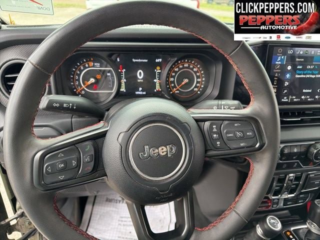 Used 2024 Jeep Gladiator Rubicon AWD/4WD image 8